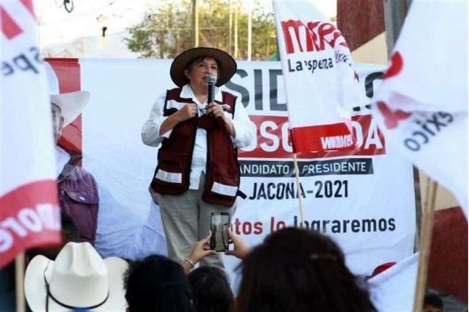 Blanca Alfaro Vázquez, candidata a diputación local en Michoacán, falleció por problemas cardíacos.