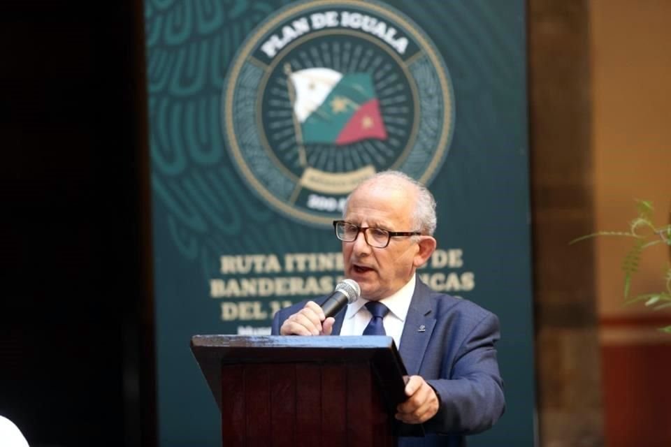 La comunidad de la ENAH dice desconfiar de la palabra del antropólogo Diego Prieto, titular del INAH, debido a un largo historial de compromisos sin cumplir.