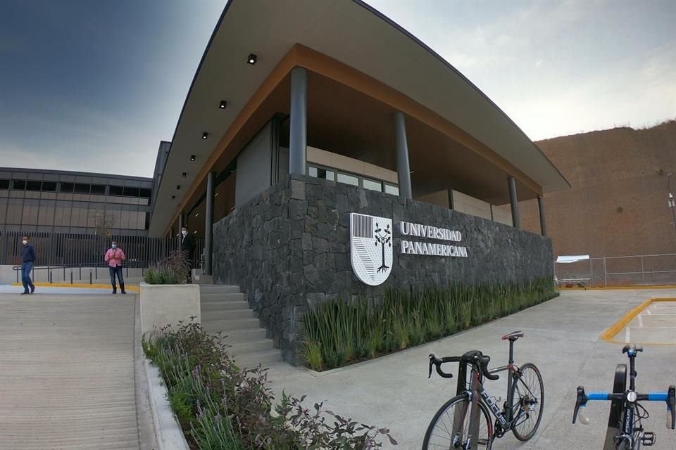 La primera etapa de Ciudad UP, el nuevo campus de la Universidad Panamericana, está lista; incluye biblioteca, auditorio y cancha deportiva.