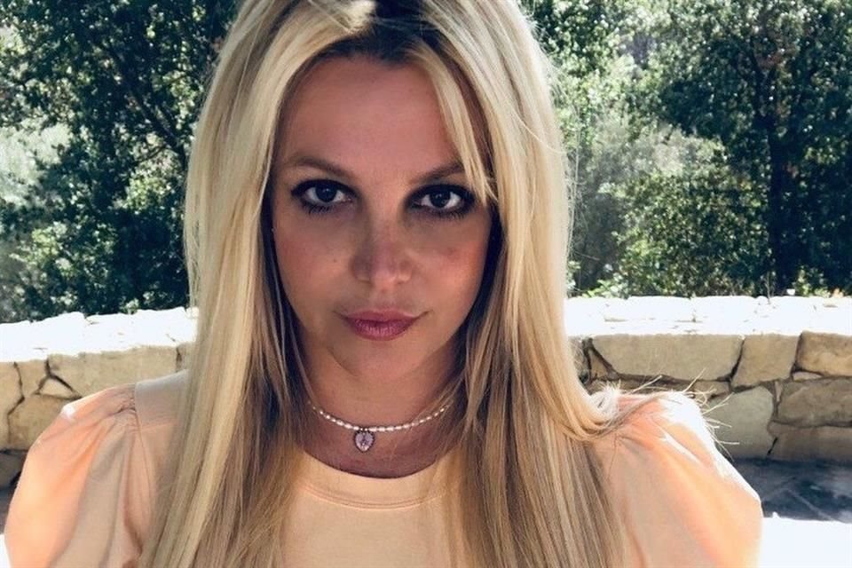 Britney Spears arremetió contra su hermana Jamie Lynn por la entrevista que dio a 'Good Morning America' sobre ella; dijo que nunca había trabajado por nada ya que todo se lo daban.
