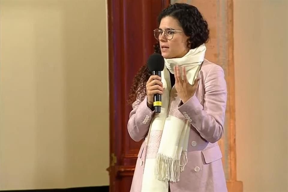 Maria Luisa Alcalde, titular de la Secretaría del Trabajo y Previsión Social (STPS).