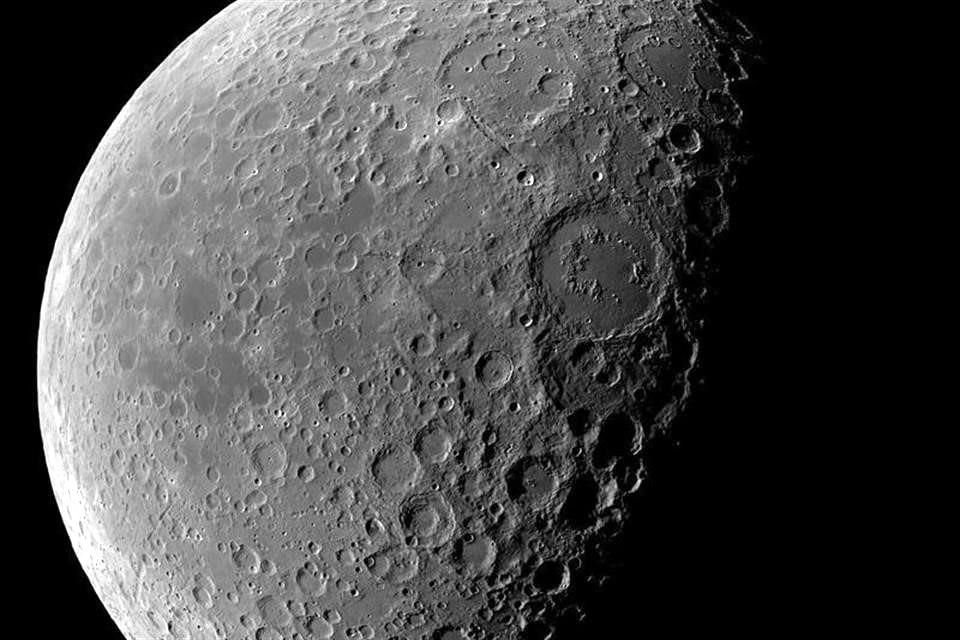 El desarrollo de tecnologías para la extracción de recursos lunares evitaría enviar desde la Tierra oxígeno, agua o combustible.
