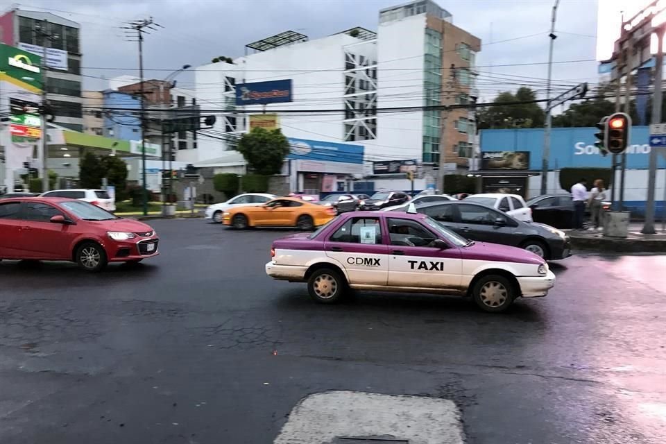 Desde este lunes, autoridades de la Ciudad tomarán en cuenta evaluaciones a choferes de taxis desde la aplicación del Gobierno capitalino.