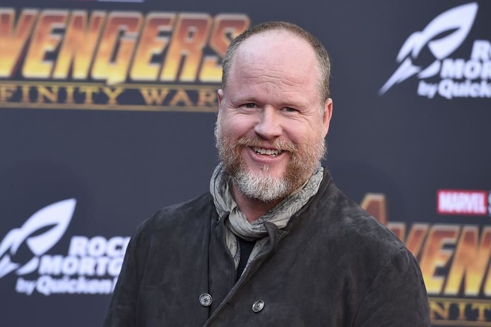 Joss Whedon negó los comentarios de Gal Gadot de que la había amenazado con destruir su carrera si no hacía lo que él quería en el set de 'La Liga de la Justicia'.