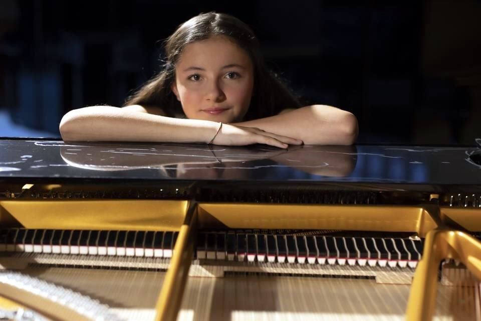 A sus 15 años, la pequeña pianista ha cosechado varios éxitos.