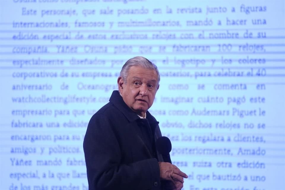 El Presidente leyó fragmento de su libro en el que señala extravagancias de Amado Yáñez, dueño de Oceanografía.