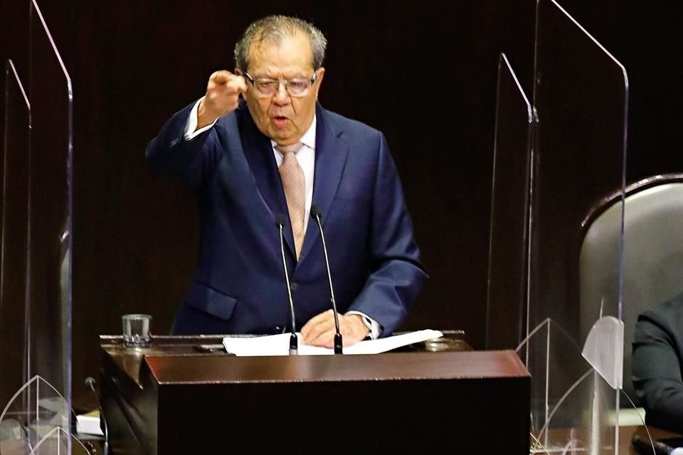 Porfirio Muñoz Ledo en la Cámara de Diputados.