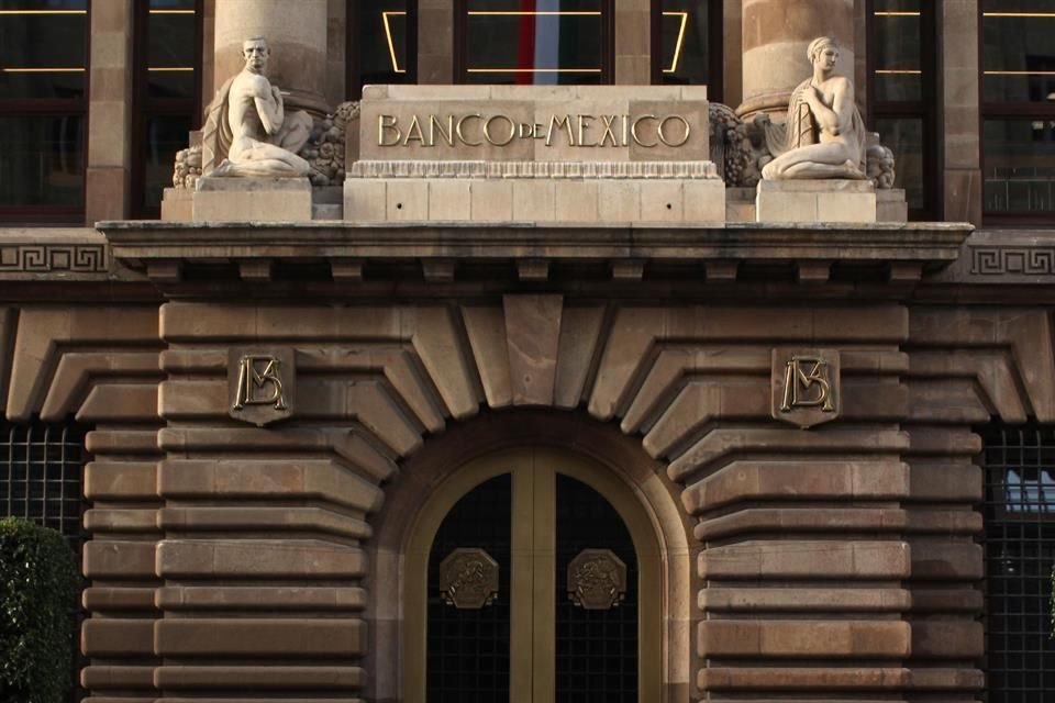 Por segunda ocasión consecutiva, Banxico elevó la tasa en 50 puntos base para contrarrestar la inflación.