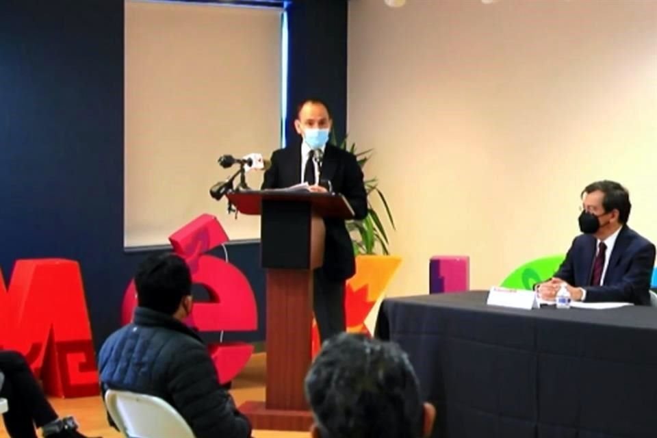 Arturo Herrera, titular de SHCP, durante un evento en el Consulado de Chicago.