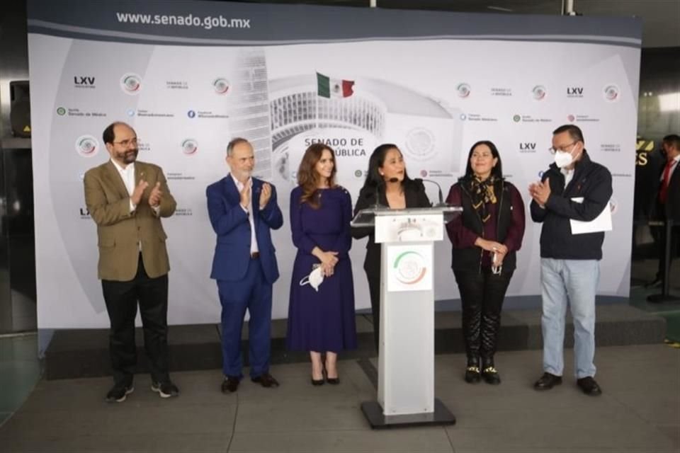 En la misiva, los senadores Germán Martínez, Emilio Álvarez Icaza, Gustavo Madero, Nancy de la Sierra y Adriana Jurado le exigen al Presidente López Obrador un 'ya basta'.