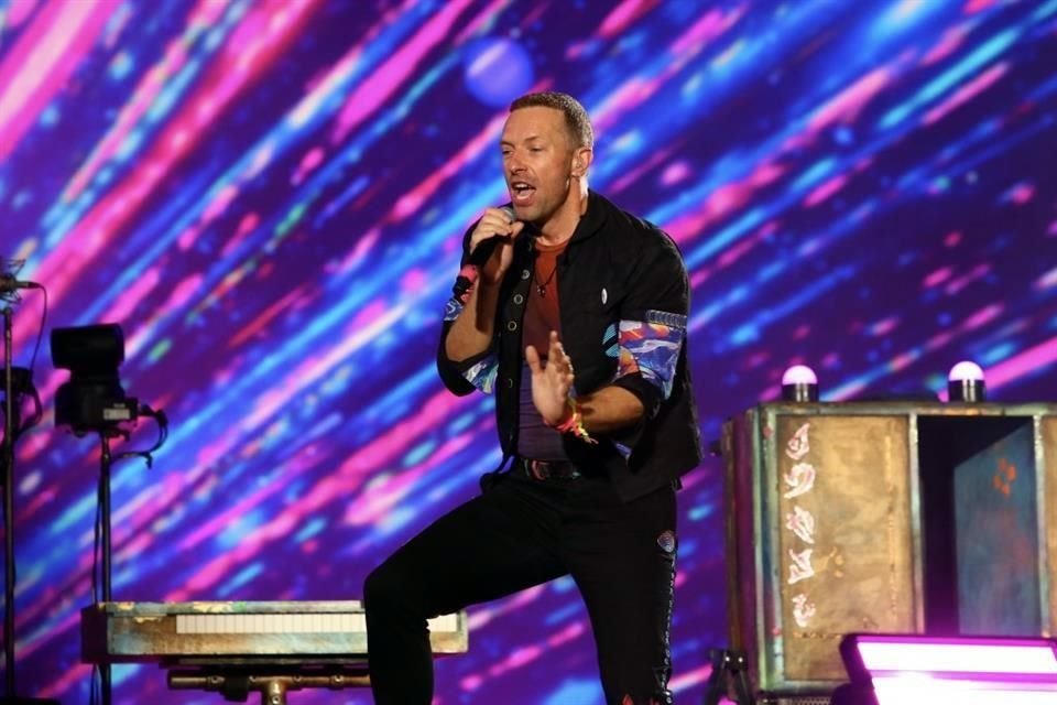 Coldplay deslumbró en el primero de dos conciertos en la Ciudad.