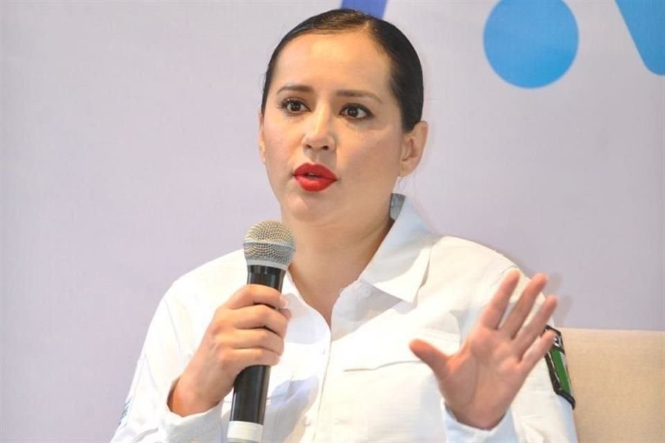 Quien fuera secretaria particular de Sandra Cuevas acusó a la Alcaldesa y su equipo de amenazarla con agresiones de miembros de la Unión.