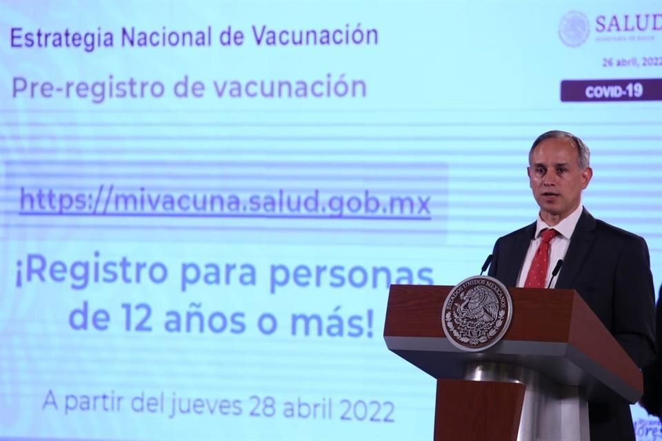Hugo López-Gatell, subsecretario de Salud, anunció vacunación para niños mayores de 12 años.