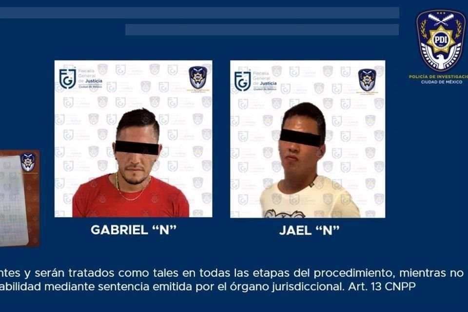 Luego de que policías vieron cuando extorsionaban, dos presuntos miembros de La Unión Tepito fueron detenidos en la Colonia Morelos.