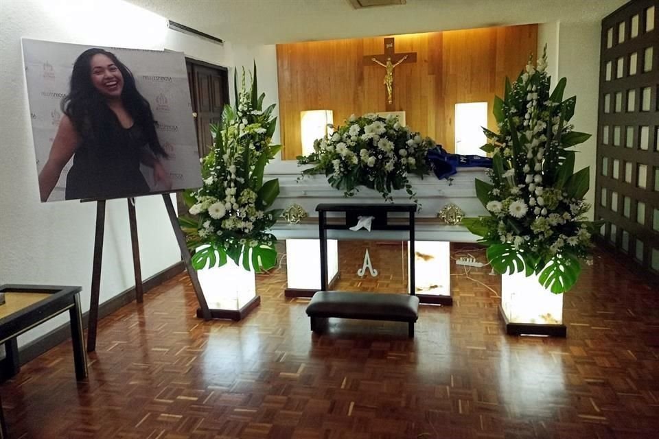 Los servicios funerarios de Yolanda perfilan iniciar cerca de las 16:00 horas de este sábado, en las capillas ubicadas en la Avenida Constitución.