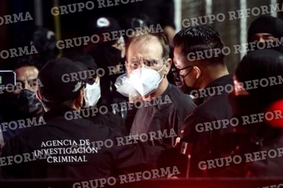 Héctor 'El Güero' Palma será presentado ante un juez federal para determinar si hay más delitos en su contra.