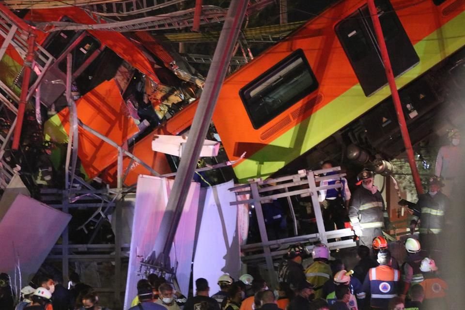 Hasta ahora, el derrumbe entre dos estaciones de la Línea 12 del Metro ha dejado 25 muertos.