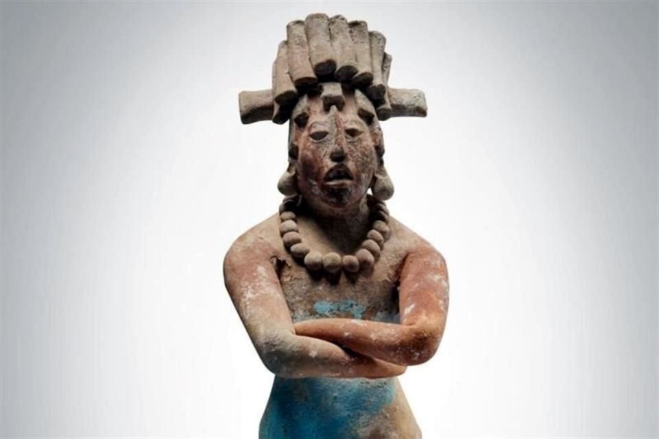 Pieza que alcanzó los 11 mil 970 dólares (unos 237 mil pesos mexicanos); una efigie de un dignatario maya de 17.8 centímetros proveniente del antiguo sitio de Jaina, Campeche.
