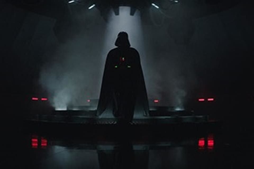 Hayden Christensen vuelve como Darth Vader.