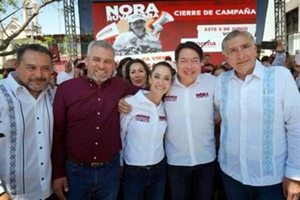 La plana mayor de Morena acudió a capital de Aguascalientes para apoyar a la candidata al Gobierno estatal.