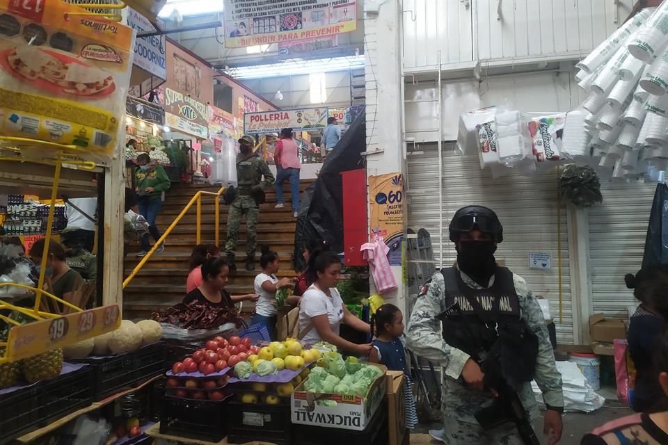Tras el asesinato de dos distribuidores, un repartidor y 4 trabajadores de una granja, pollerías de Chilpancingo cerraron este domingo.