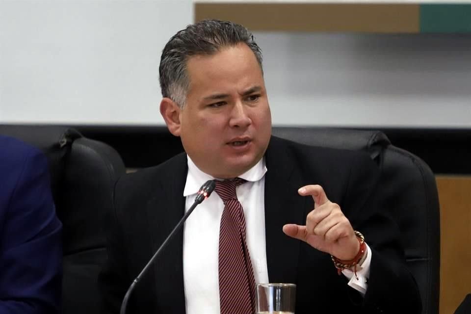Titular de UIF, Santiago Nieto, dijo que presentarán denuncia penal por 'especie de Estafa Maestra' con Universidad Autónoma de Tamaulipas.