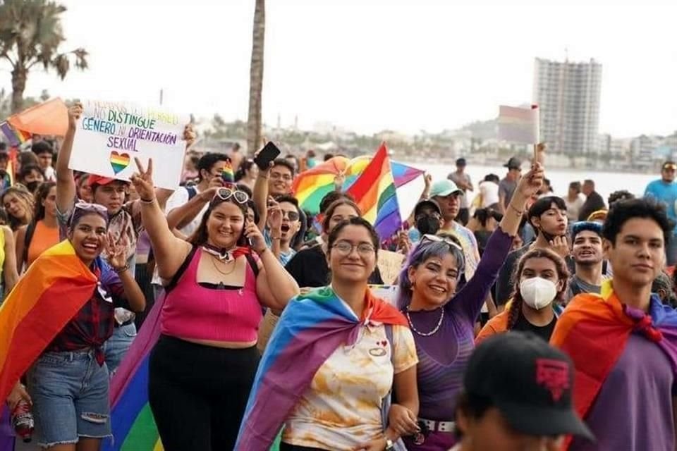 Según Inegi, en México 909 mil personas se identificaron como Trans+: transgénero, transexual, no binario, género fluido, agénero, entre otros. 