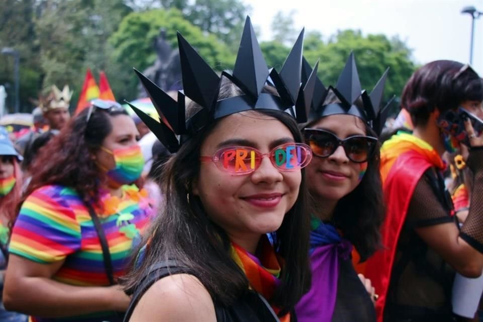 La Marcha por Orgullo LGBT+ 2022 registró la cifra más alta de asistentes en la historia, con consignas de todos los años y algunas nuevas.