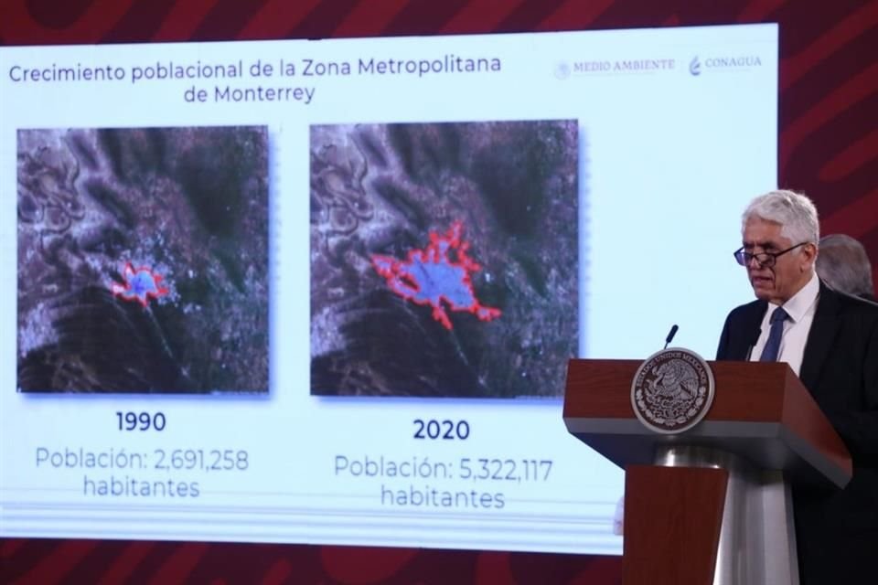 Germán Martínez Santoyo, titular de la Conagua, explica el crecimiento poblacional en Monterrey durante la conferencia mañanera.