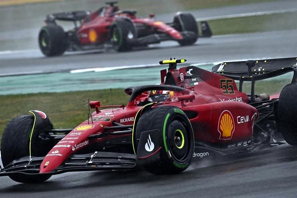 Carlos Sainz selló su primera pole position en la F1.