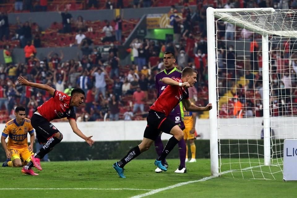 Julio Furch logró el gol que regresó a los Rojinegros a la Liguilla tras 4 años de ausencia.