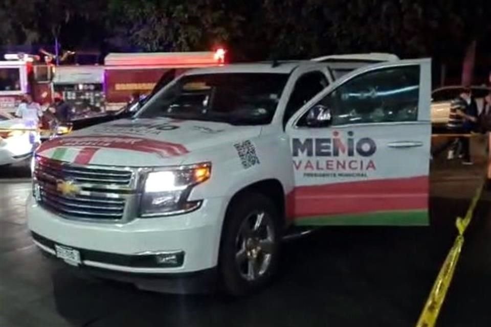 Grupo armado atacó al equipo de campaña de Guillermo Valencia, candidato del PRI en Morelia, quien salió ileso; Policía reporta dos heridos.