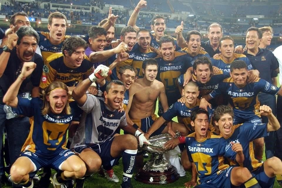 En el 2004, Pumas venció al Real Madrid para ganar el Trofeo Santiago Bernabéu.