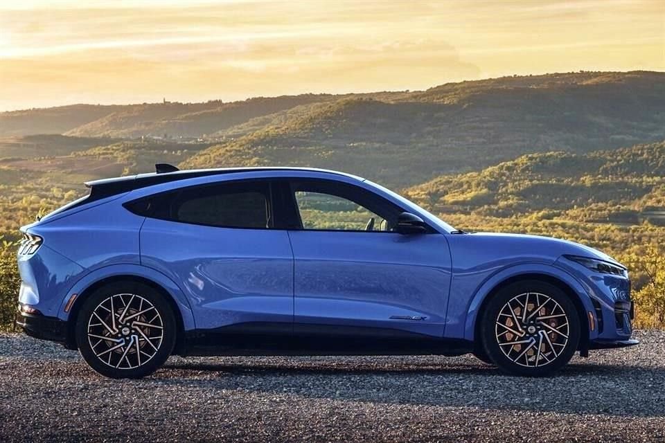 El Mustang Mach-E GT Performance fue presentado en 2021 como el primer SUV eléctrico de Ford