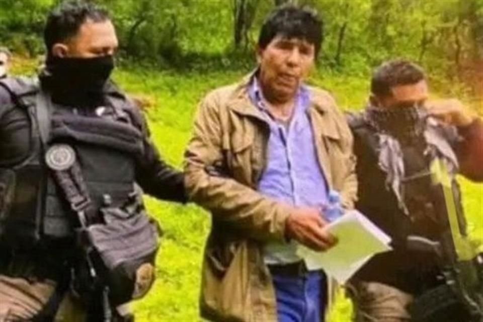 El líder del narco Caro Quintero, buscado en EU, fue detenido entre matorrales en Choix, Sinaloa, gracias a un elemento canino.