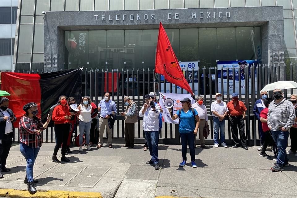 Trabajadores de Sindicato de Telefonistas estallaron en huelga por violaciones al contrato colectivo e incumplimiento de vacantes acordadas.
