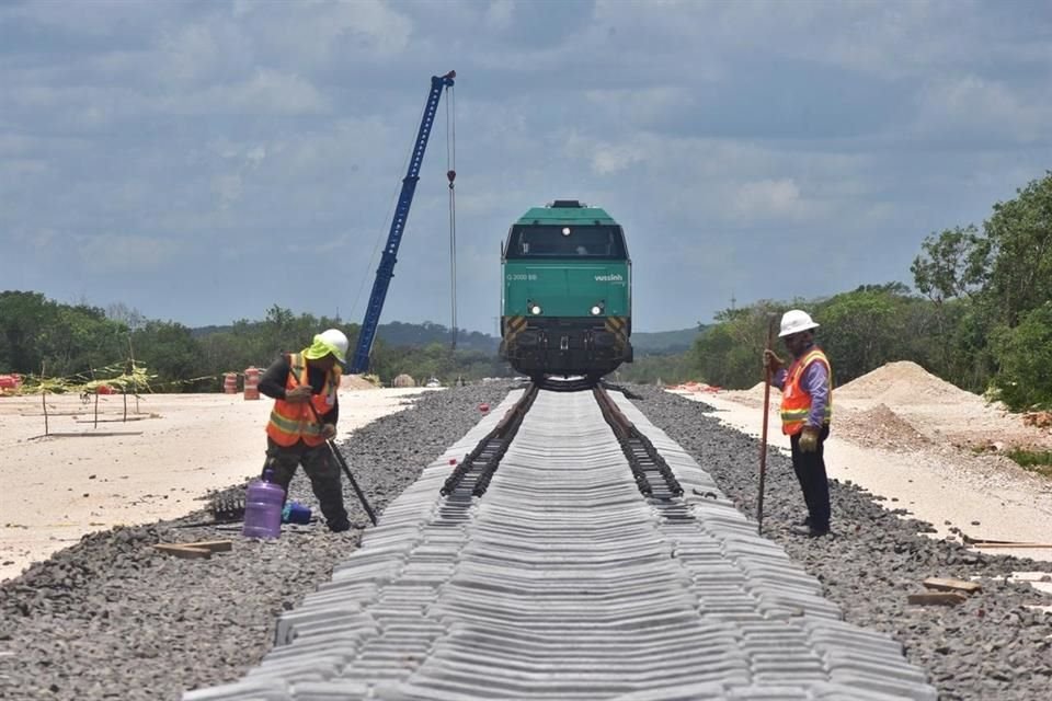 El precio para construir el Tren Maya es de entre 15 mil millones y 20 mil millones de dlares.