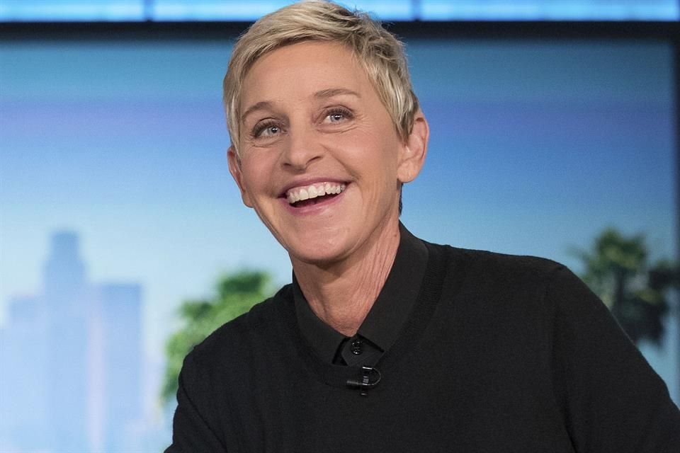 Ellen DeGeneres cancela su programa The Ellen DeGeneres Show debido a la baja de audiencias ocasionada por las acusaciones en su contra por parte de sus empleados.