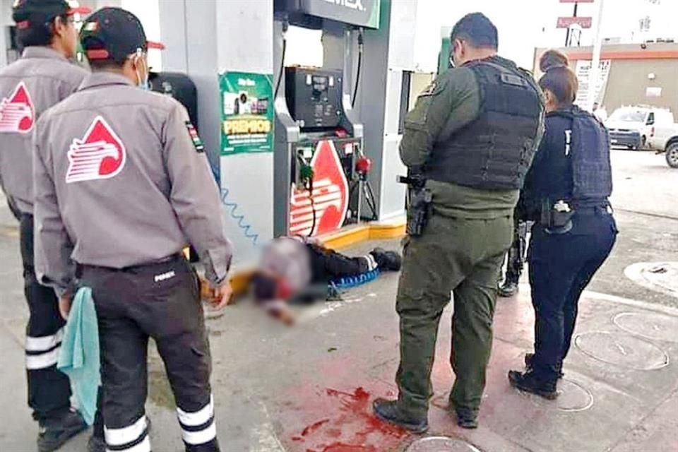 Un empleado de una gasolinera murió durante la jornada de violencia.