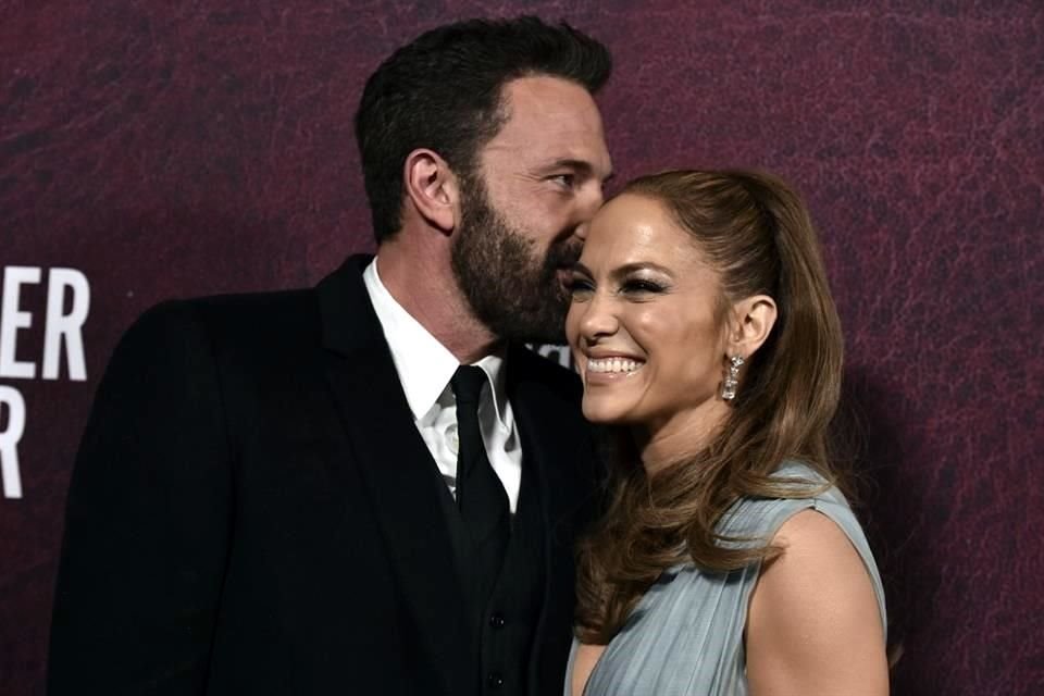 Varios medios especializados aseguran que Jennifer Lopez y Ben Affleck organizarán mega boda de tres días, a finales de esta semana.