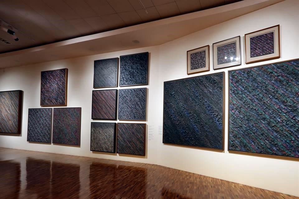 La exposición de Vicente Rojo toma su nombre de un conjunto de obras tempranas del artista, de mediados de los años 60, que llevan en sus títulos la palabra 'destrucción'.