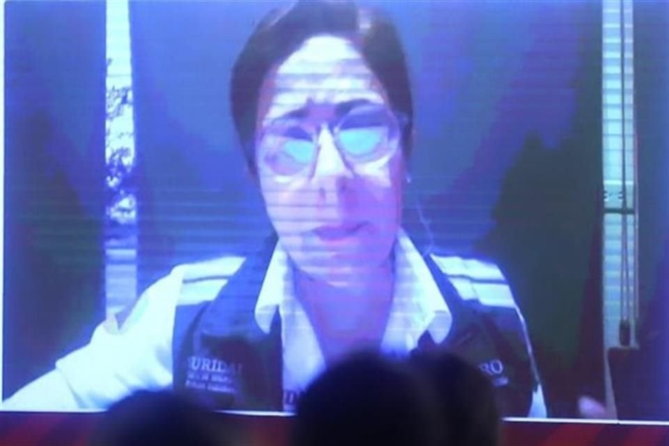 Laura Velázquez, titular de PC, participó en la conferencia matutina a través de video.