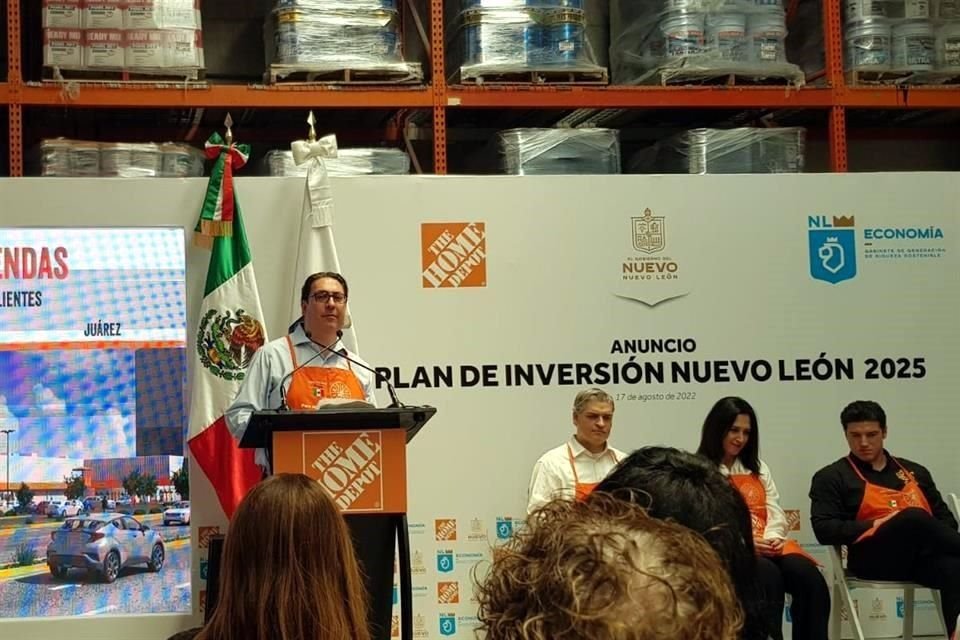 José Rodríguez, presidente y director general de The Home Depot México, anunció cuatro nuevas y la ampliación de su centro de distribución en NL.