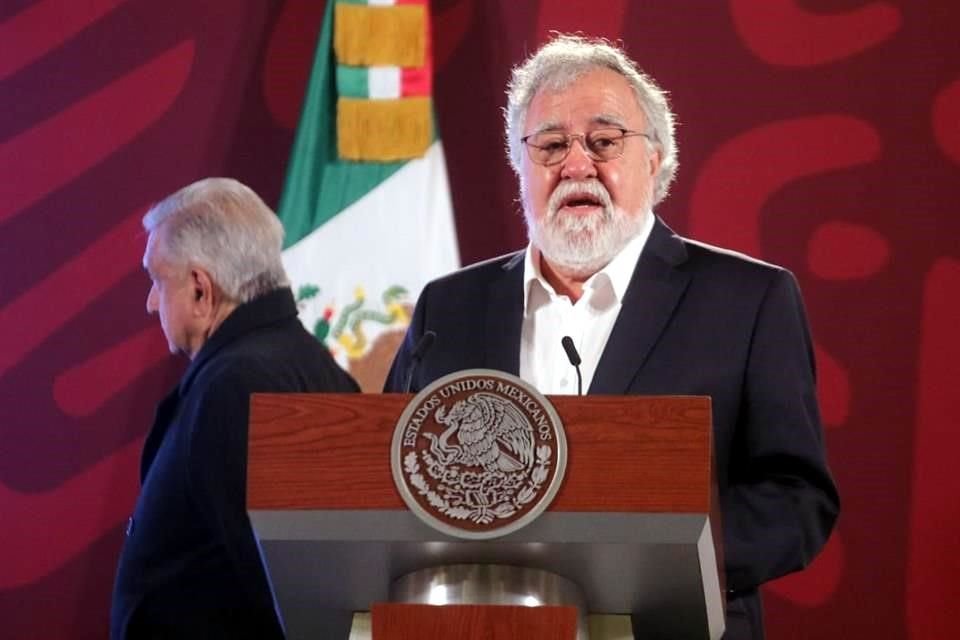 Subsecretario Encinas acusó que la 'verdad histórica' de Murillo Karam se diseñó en reuniones en Presidencia, durante sexenio de Peña Nieto.