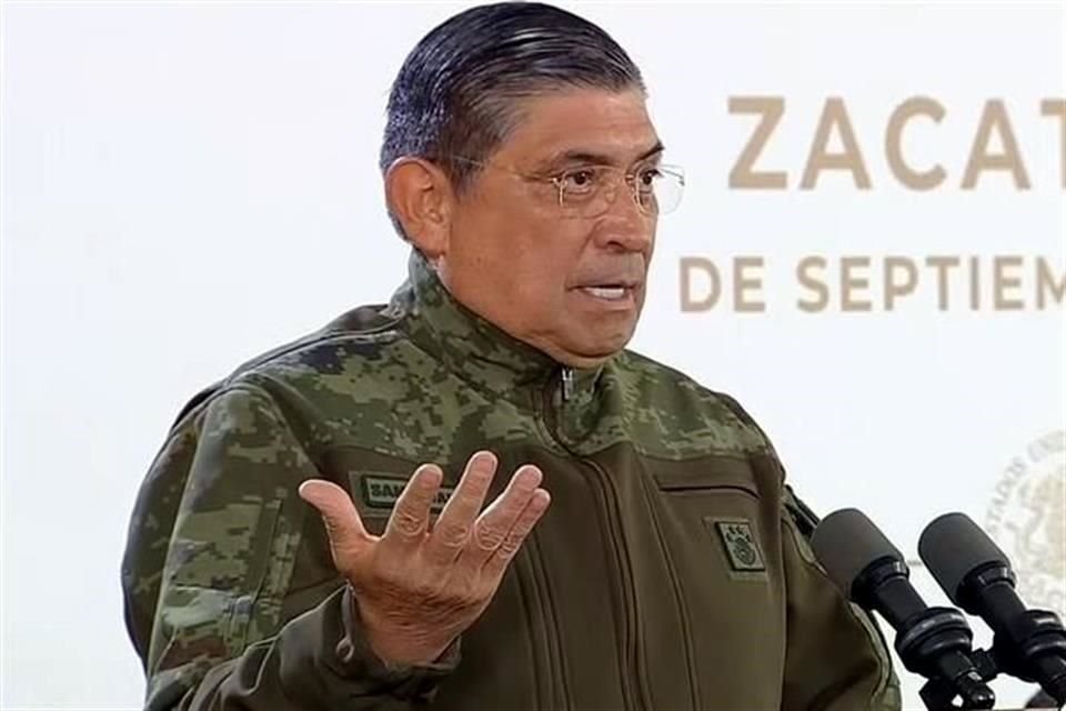 Secretario de la Defensa Nacional, Luis Cresencio Sandoval.