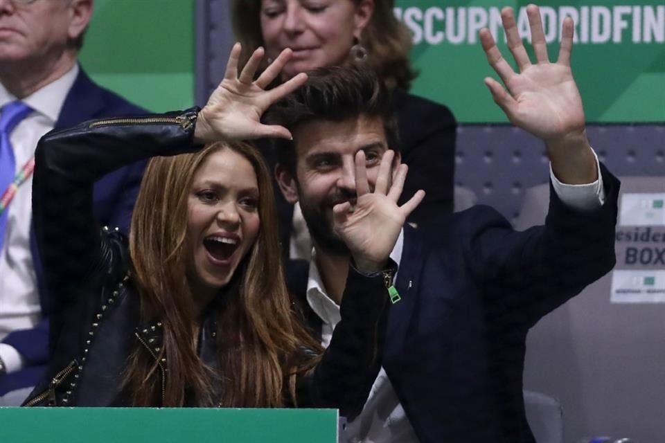 Shakira y Gerard Piqué acudieron a un partido de beisbol donde participó su hijo Milán en Barcelona.