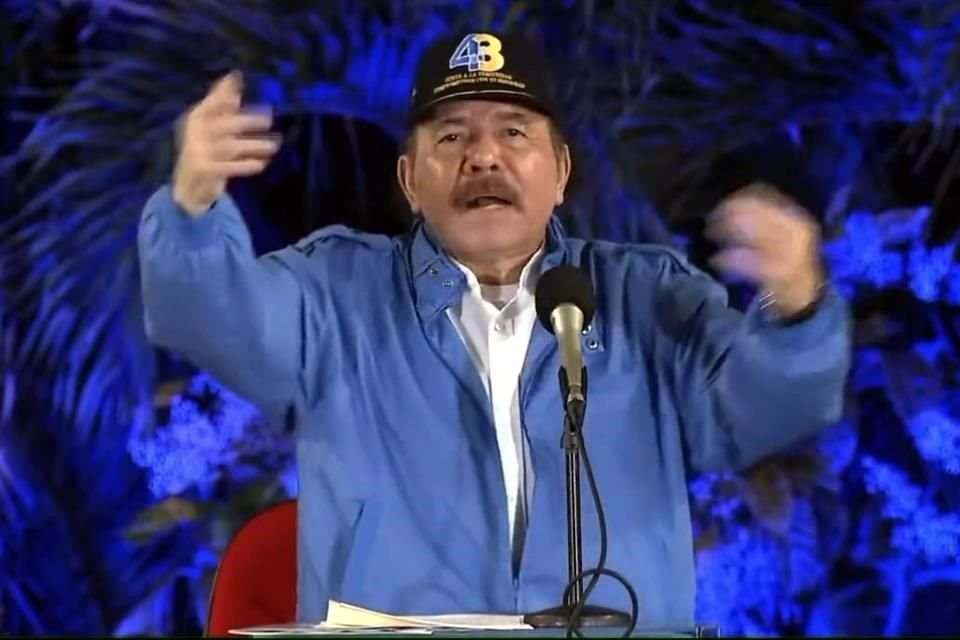 Ortega arremetió contra la Iglesia Católica en cadena nacional con motivo del 43 aniversario de la Policía nacional.