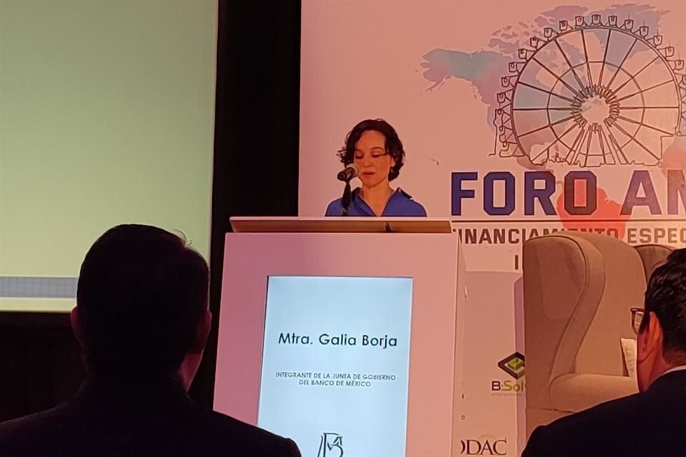 Galia Borja, integrante de la Junta de Gobierno del Banco de México (Banxico).