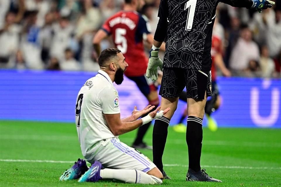 Karim Benzema falló un tiro penal en la segunda parte, lo que pudo haber sido el tanto del triunfo.