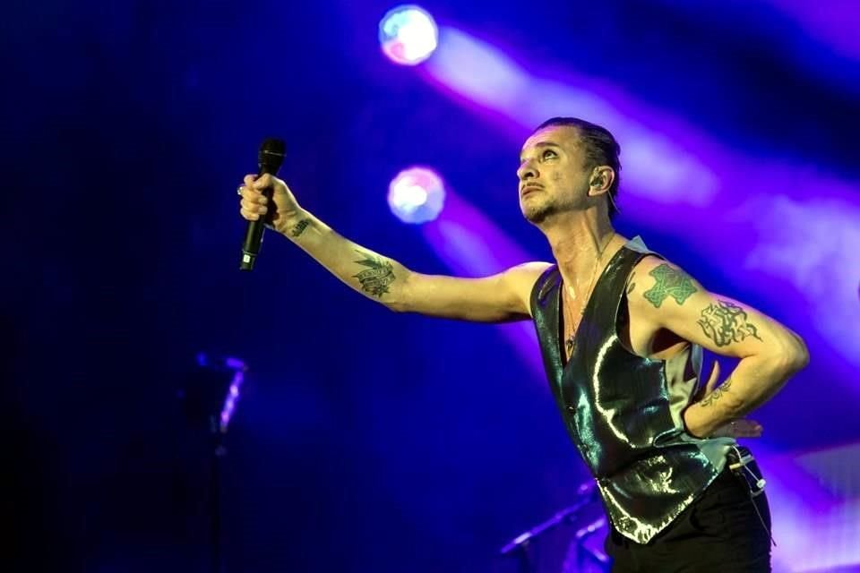 La banda de culto Depeche Mode anunció el lanzamiento de su disco 'Memento Mori', para 2023, el cual tendrá su propia gira mundial.